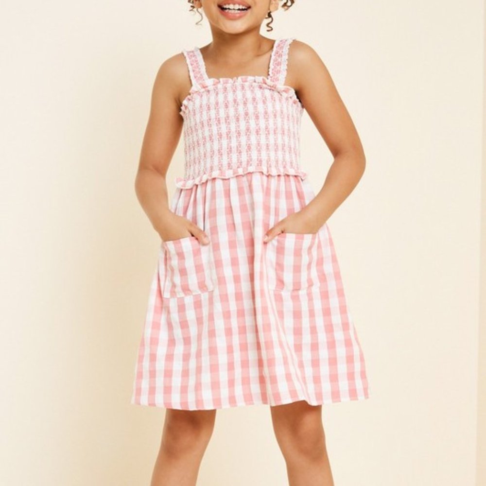 Checkered smocked pocket summer dress for girls